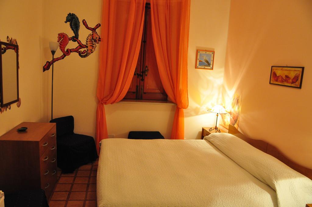 جيارديني ناكسوس B&B Baia Delle Sirene الغرفة الصورة